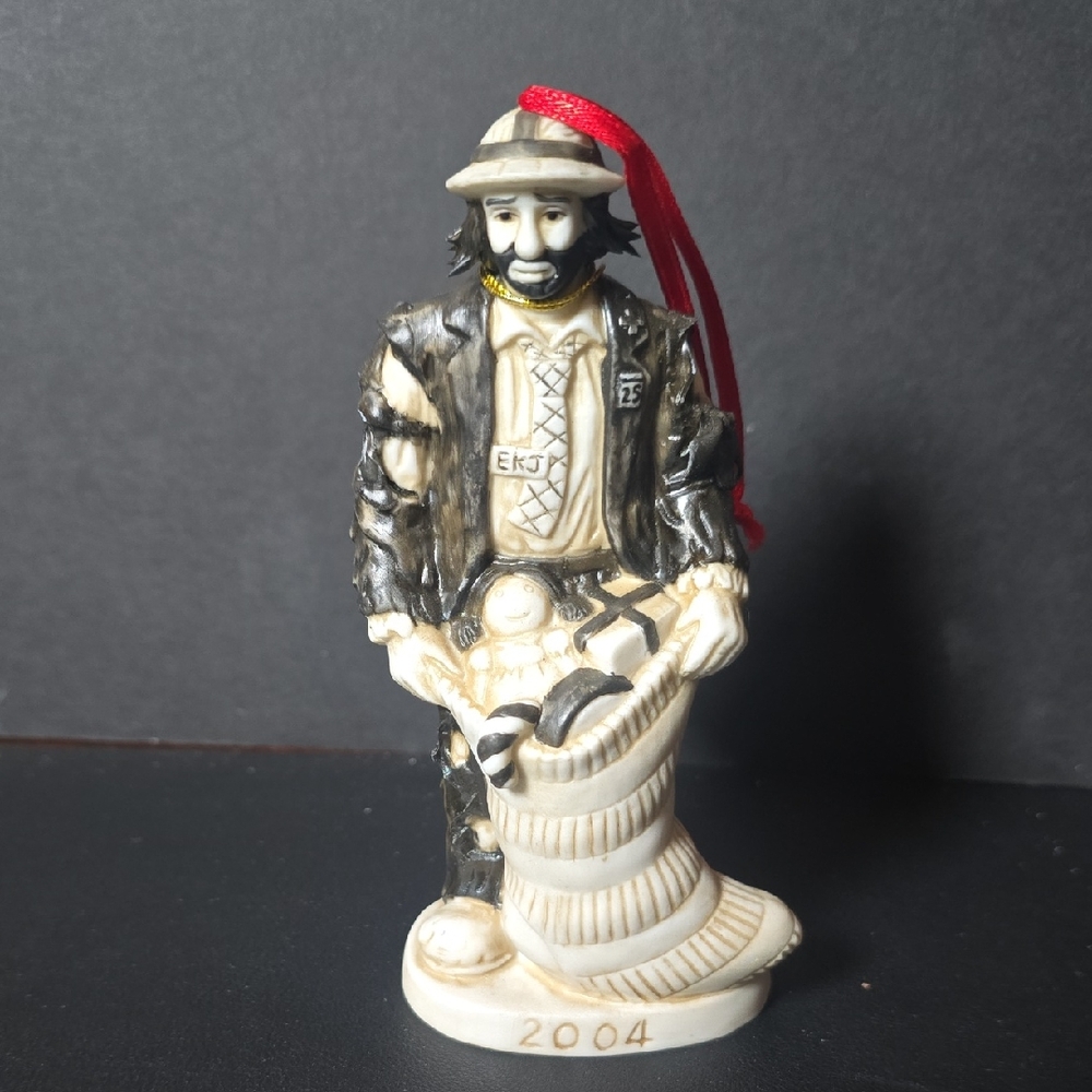 Emmett Kelly Jr Figurines "Dated 2004 Ornament " Nostalgia Series Flambro